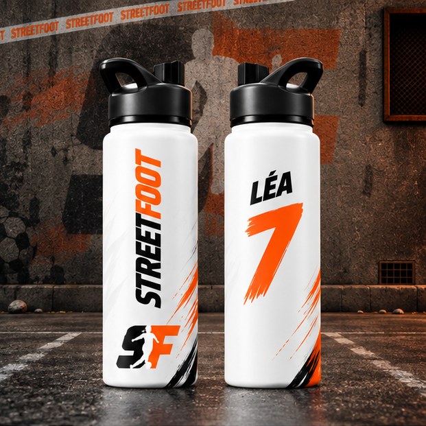 Gourde StreetFoot blanche personnalisée, floquée au prénom et au numéro
